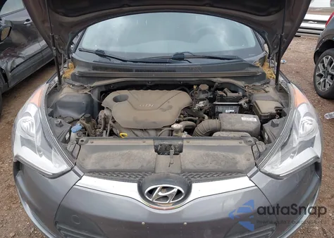 2016 Hyundai Veloster z USA, uszkodzony, nr VIN KMHTC6AD2GU270399